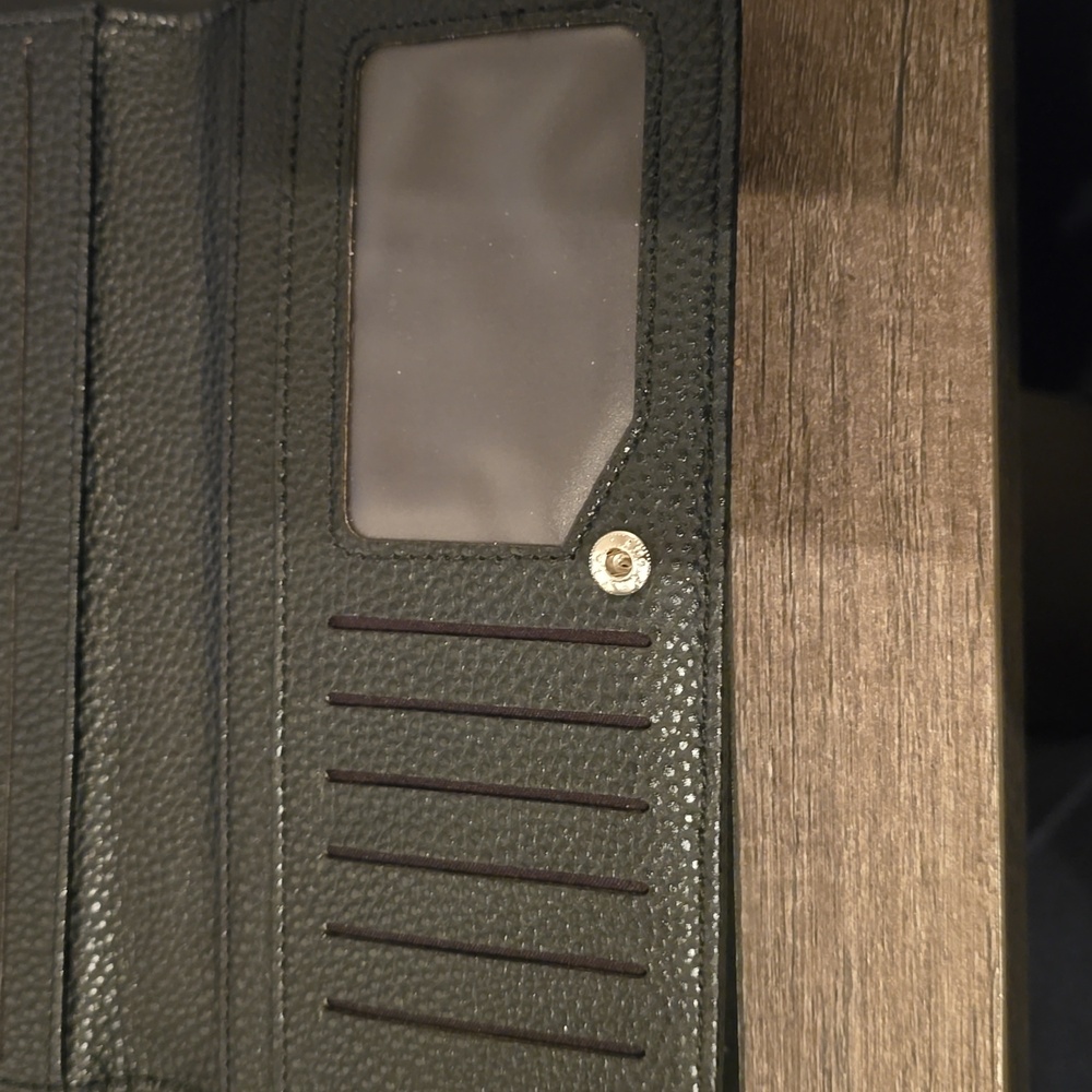Black Textured Wallet - Picture 4 of 6
